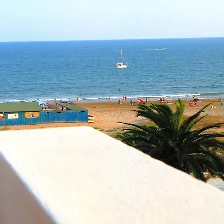 Alsave Casesicule, Sea View With Veranda And Terrace, 50 Mt From The Beach, Wi-fi Apartment