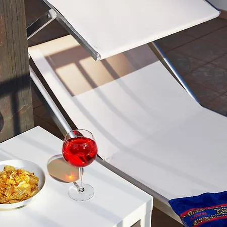 Apartment Alsave Casesicule, Sea View With Veranda And Terrace, 50 Mt From The Beach, Wi-fi