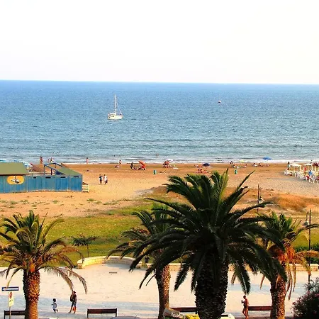 Alsave Casesicule, Sea View With Veranda And Terrace, 50 Mt From The Beach, Wi-fi Pozzallo